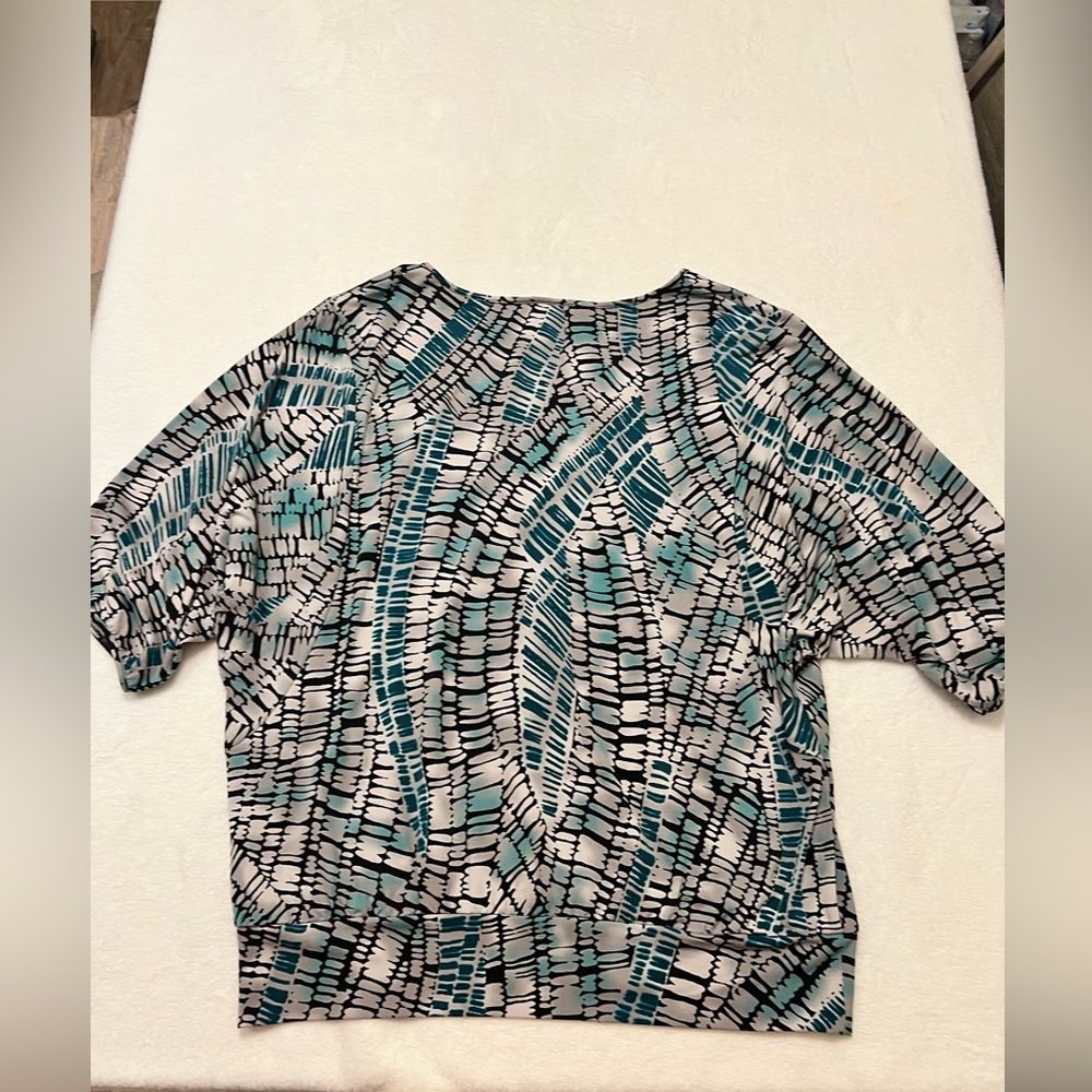 Worthington Blue, Gray and Black Blouse size L